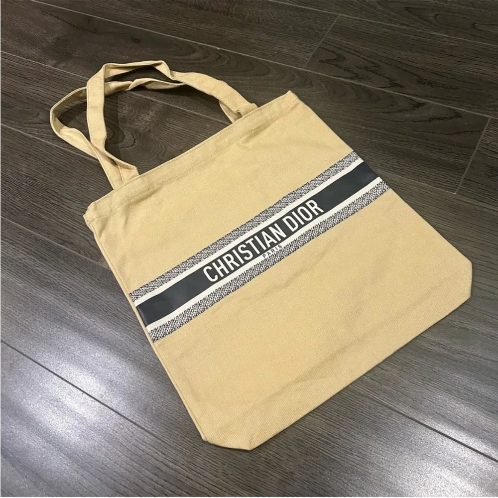 Dior Tote Bag - Picture 1 of 7